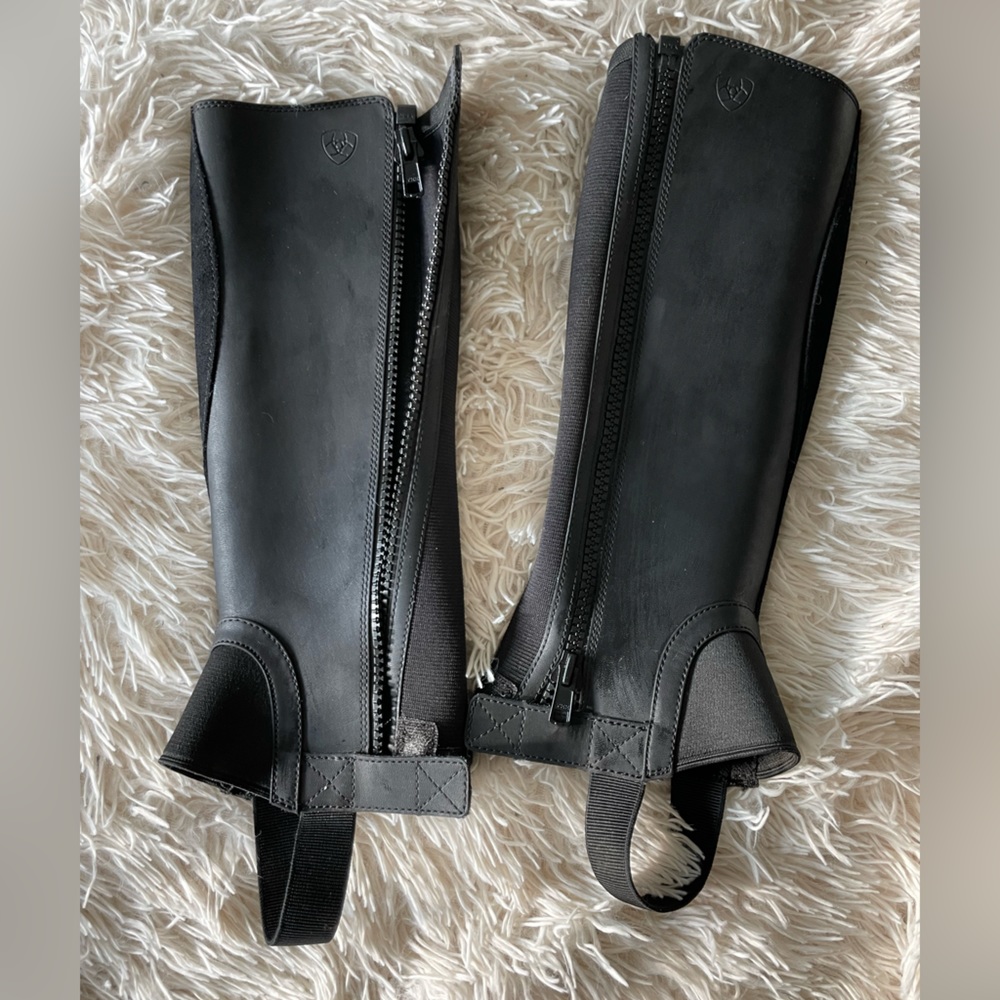 Youth Ariat Scout Half-chaps size Large